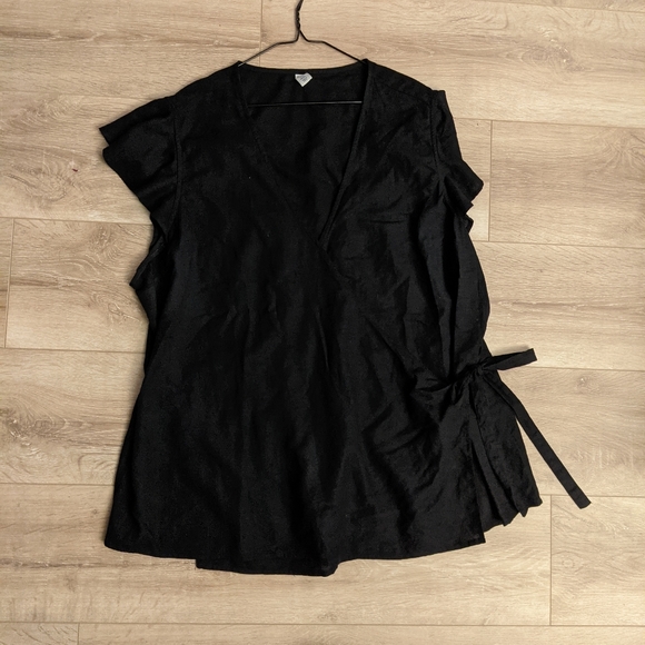 Cross over ruffle Blouse
